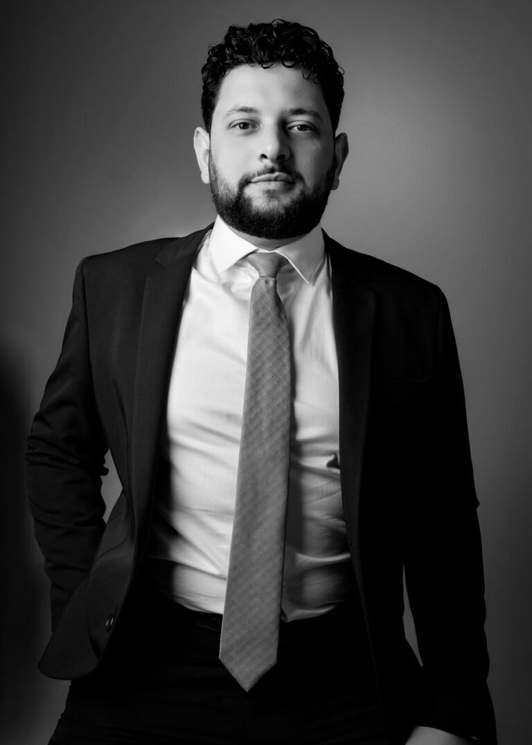 Retrato em preto e branco de Allan Cesar Scheibe